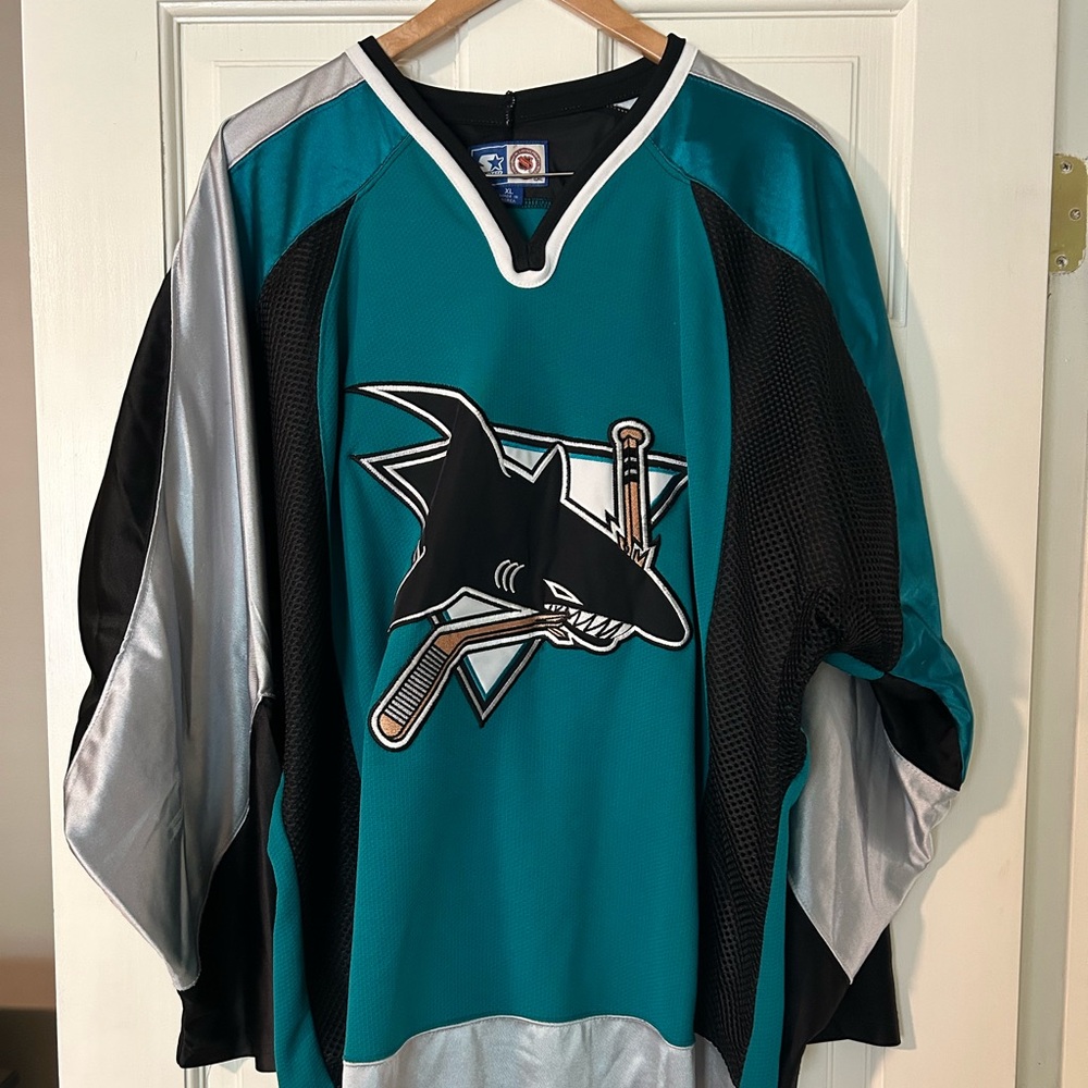San Jose Sharks Hockey Jersey - Size XL